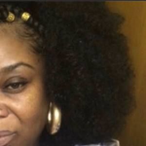 Meet your Posher, Angie